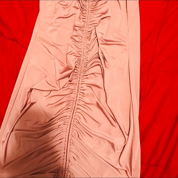 Mauve Ruched dress - Fashion Nova - Picture 5 of 7